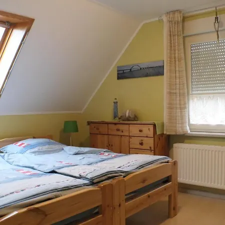 Ein Haus Am Kornfeld Apartment Fehmarn